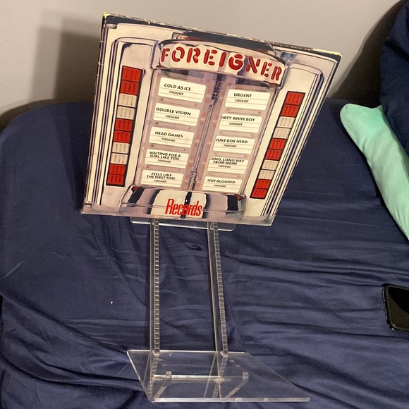record holder stand - Picture 1 of 4